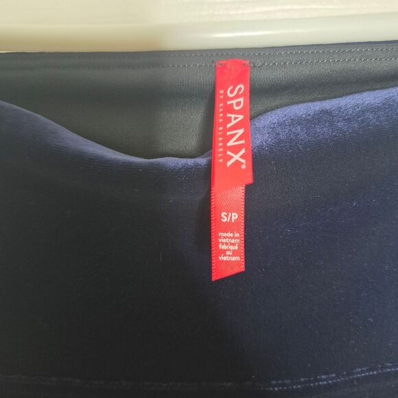 Spanx Velvet Navy Blue Leggings Pants Shapewear Holiday Size Small - Picture 5 of 5